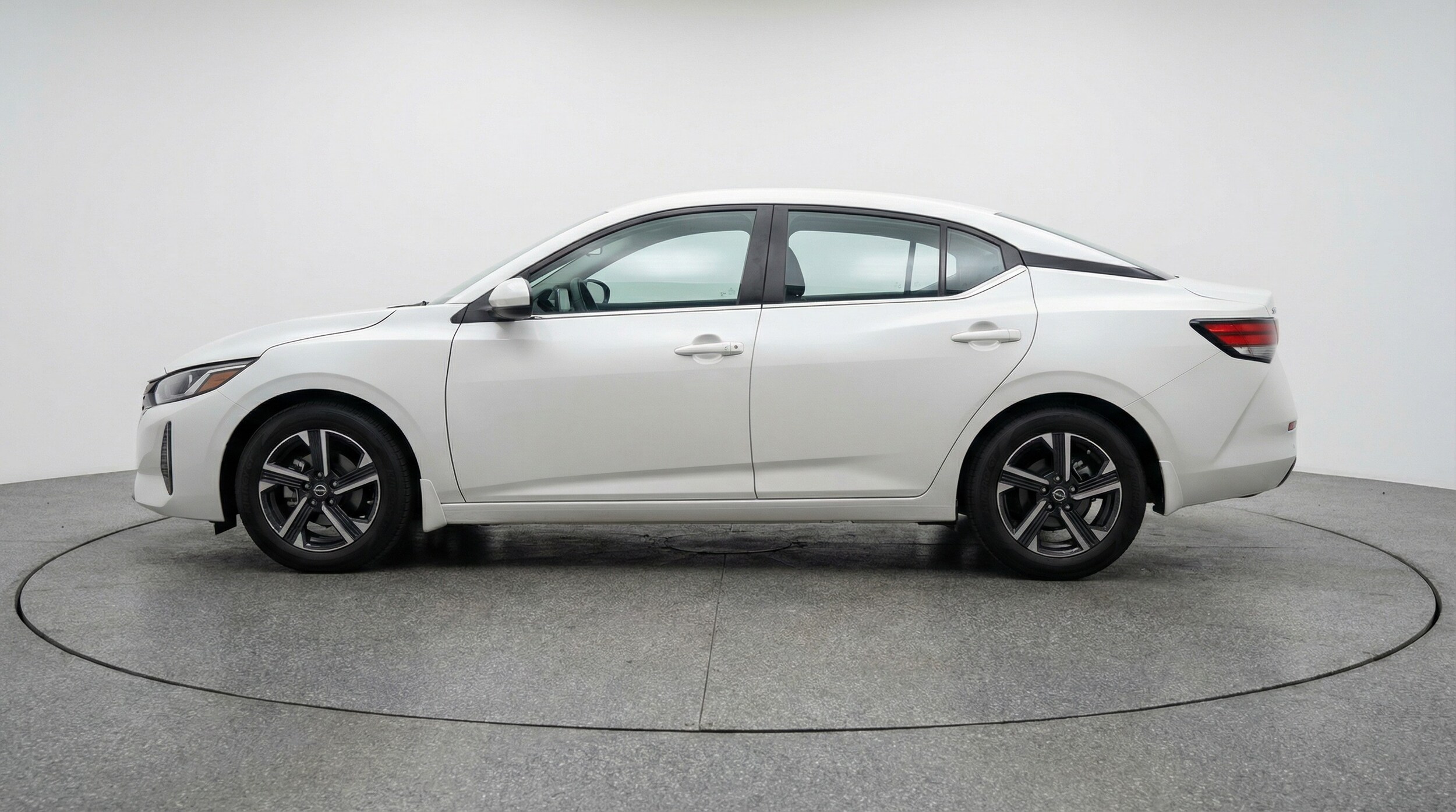 Thumbnail: 2025 Nissan Sentra - 4