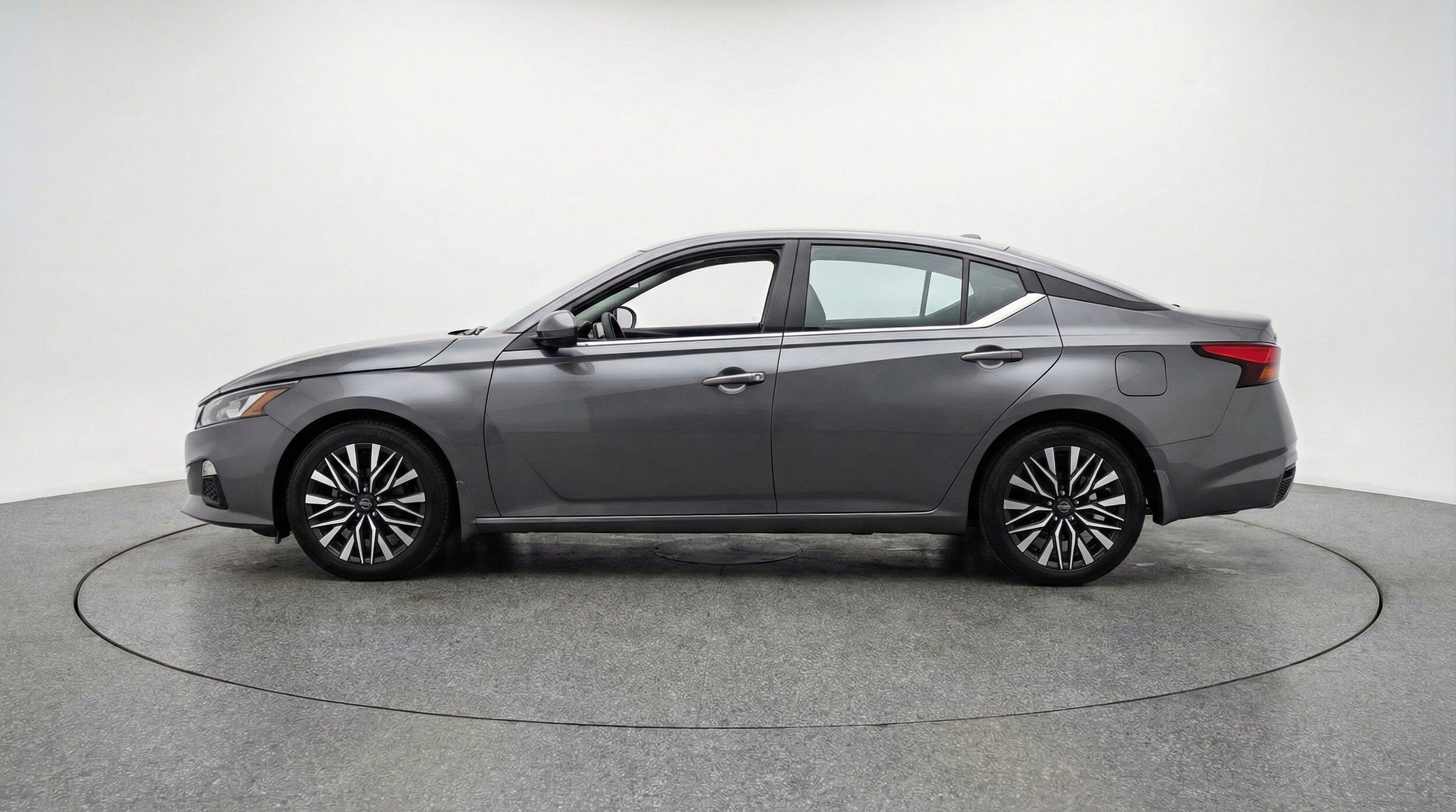 Thumbnail: 2026 Nissan Altima - 5