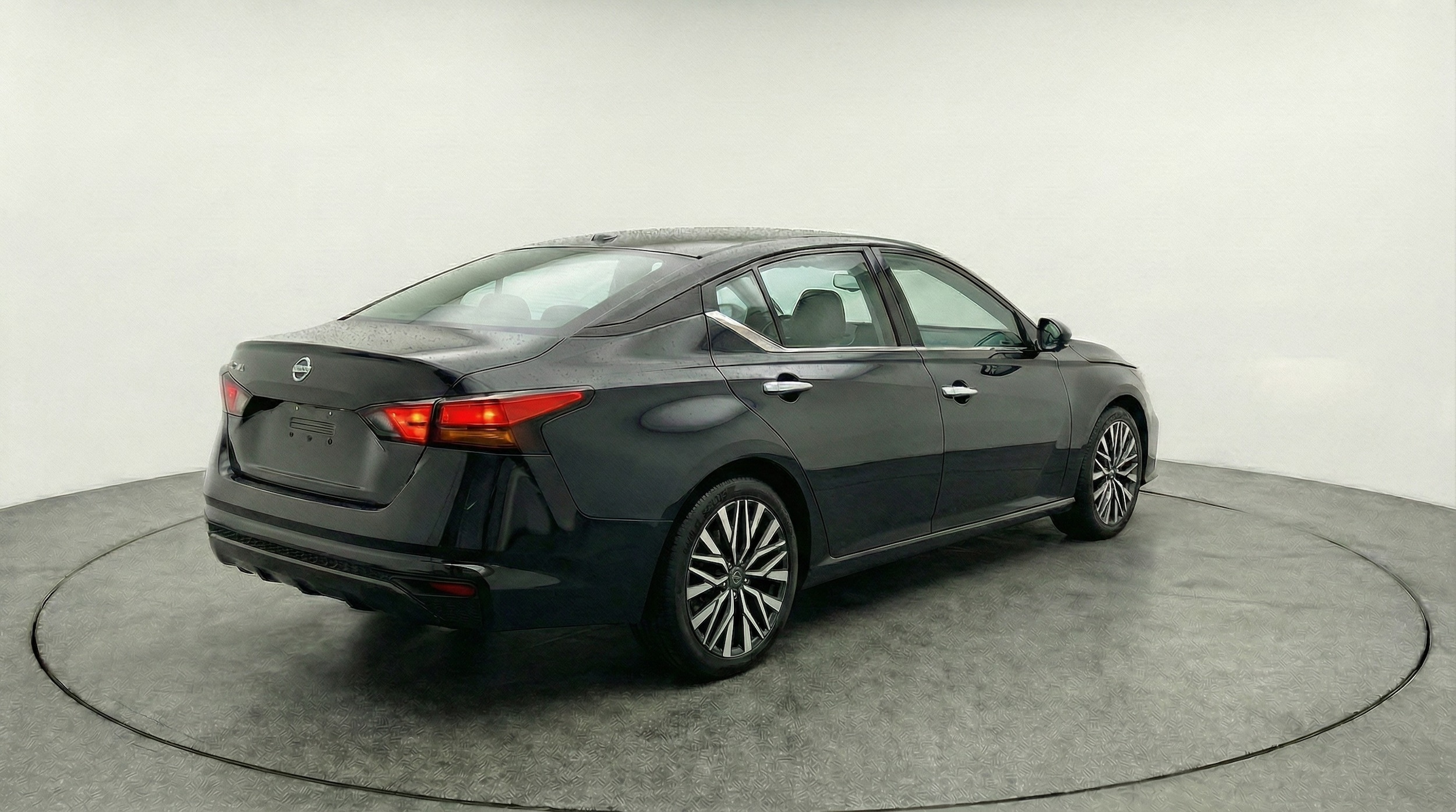 Thumbnail: 2025 Nissan Altima - 7