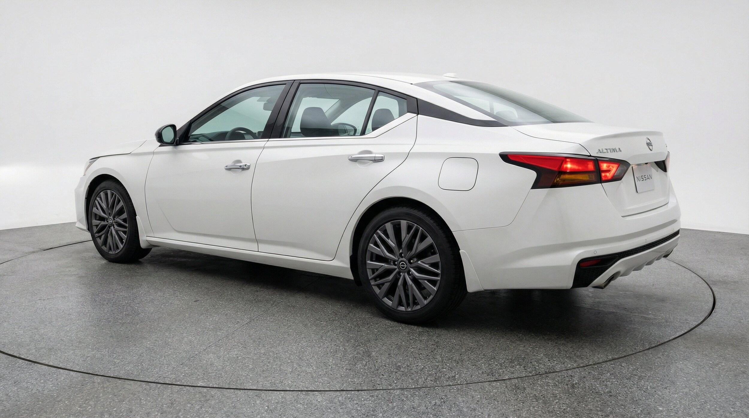 Thumbnail: 2025 Nissan Altima - 6