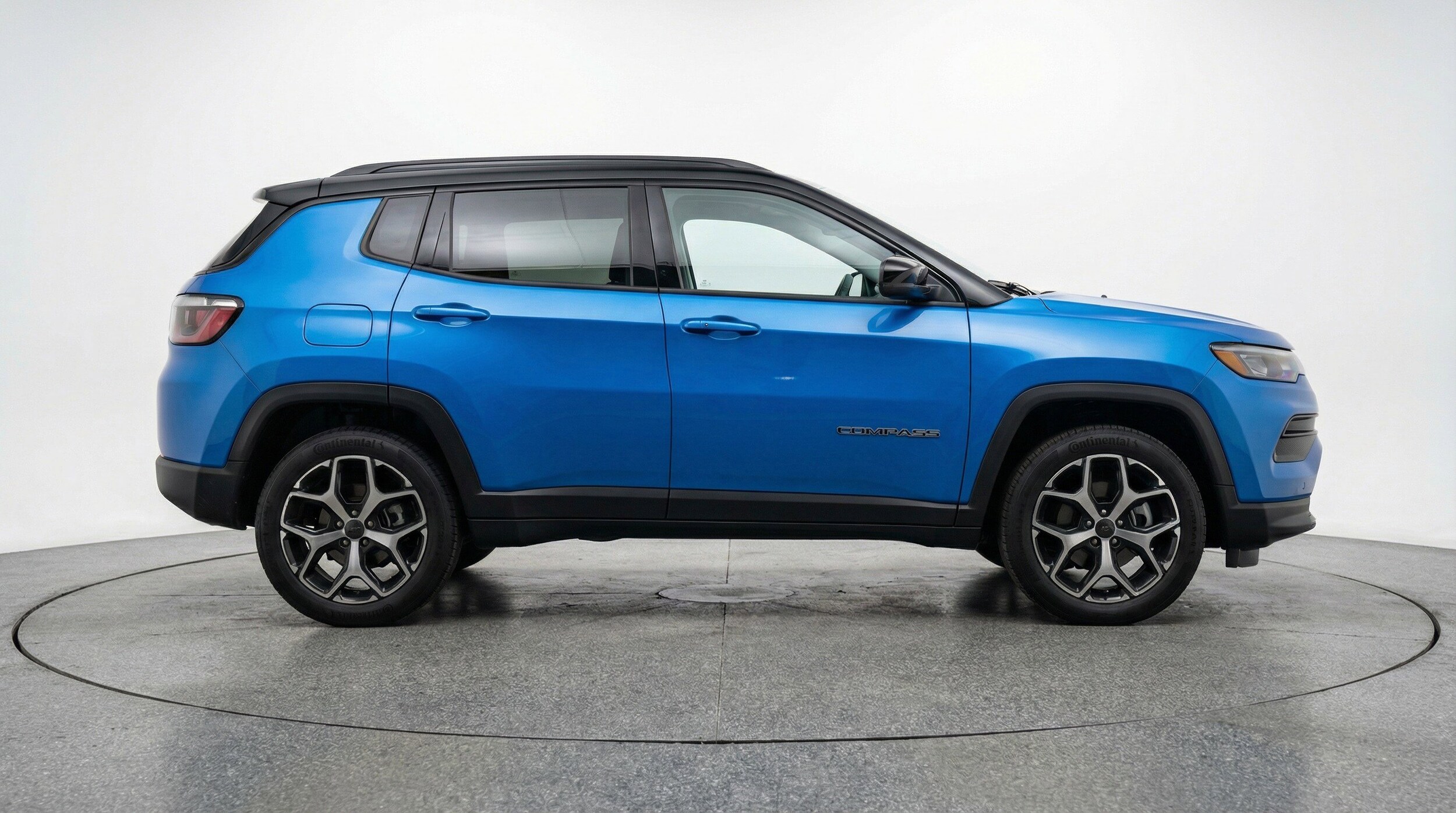 Thumbnail: 2025 Jeep Compass - 11
