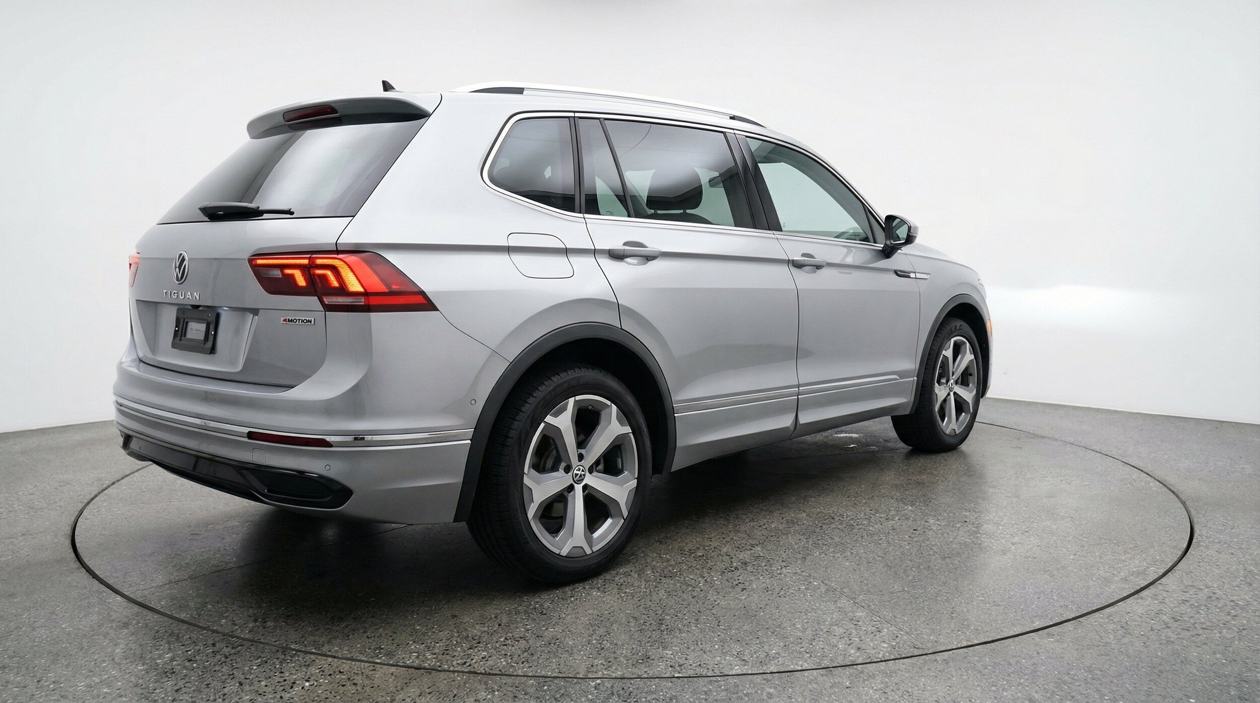 Thumbnail: 2026 Volkswagen Tiguan - 9