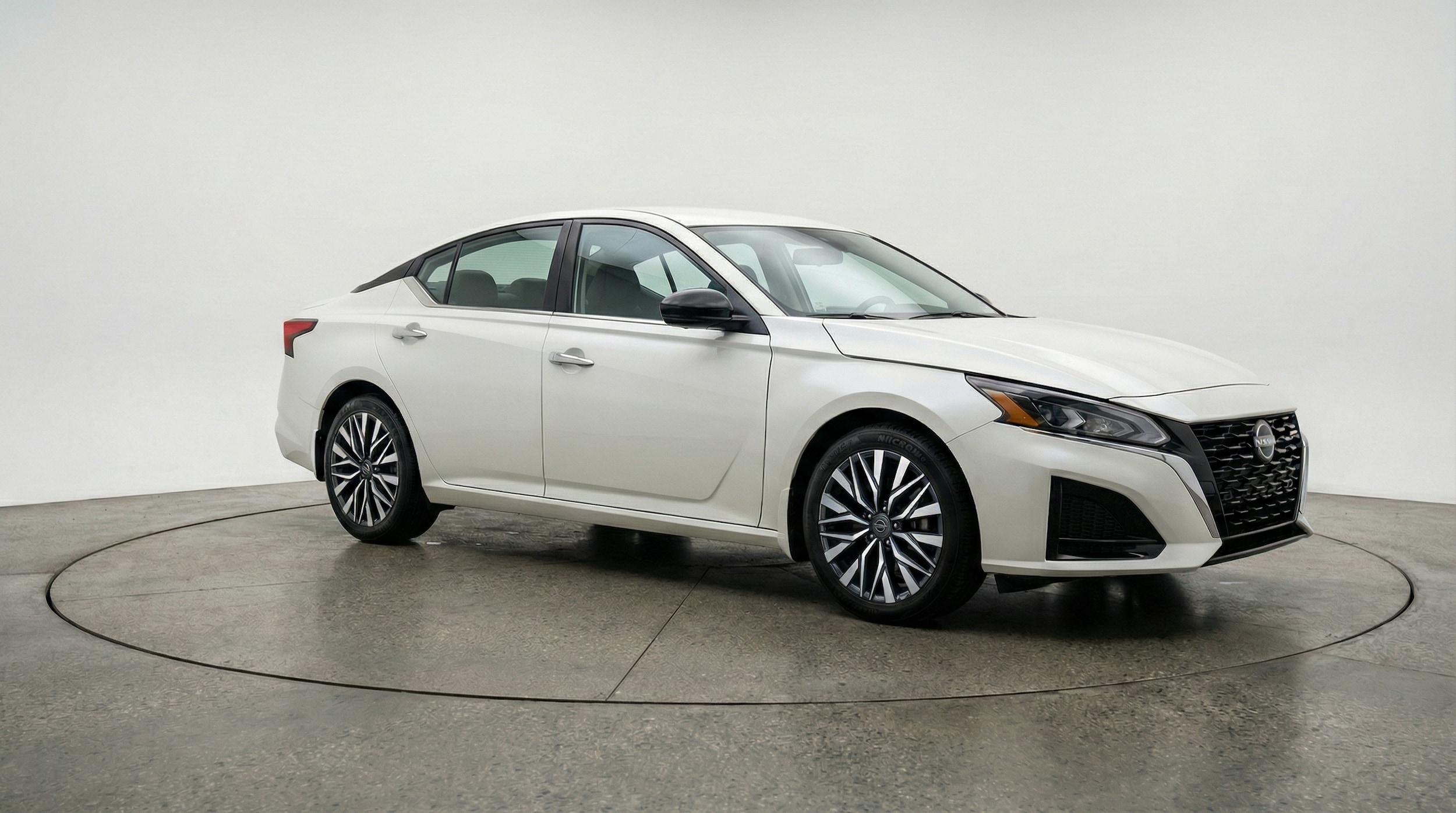 Thumbnail: 2025 Nissan Altima - 1