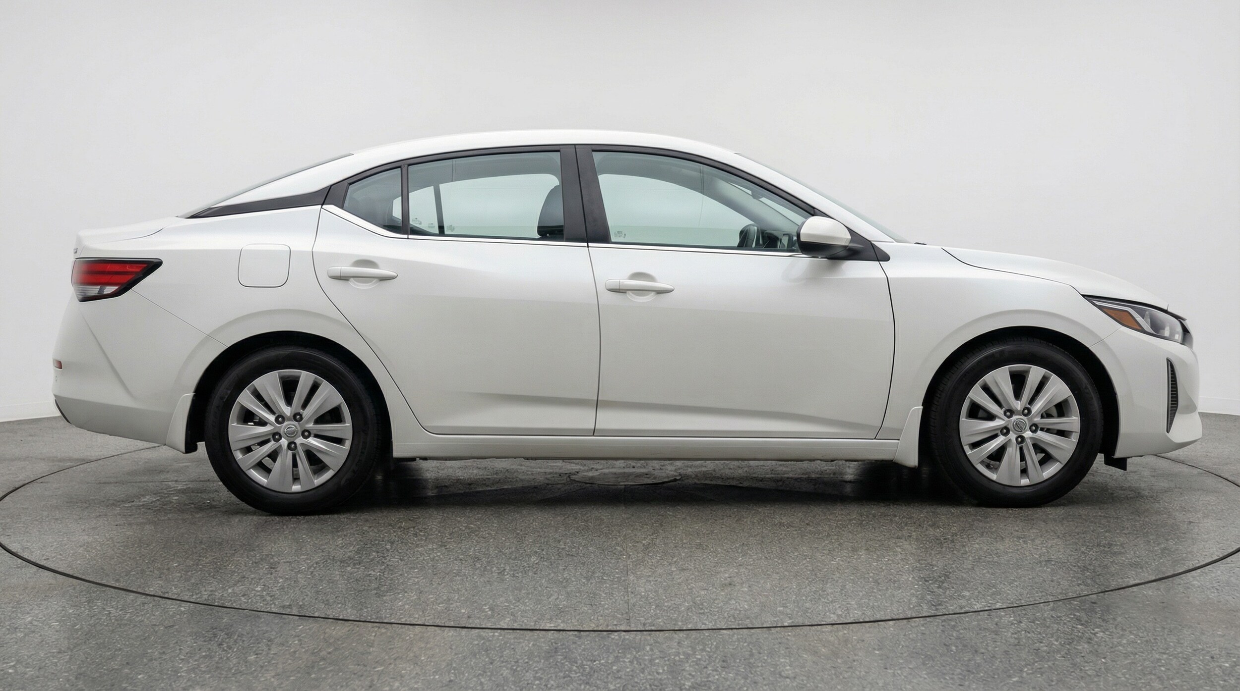 Thumbnail: 2025 Nissan Sentra - 8