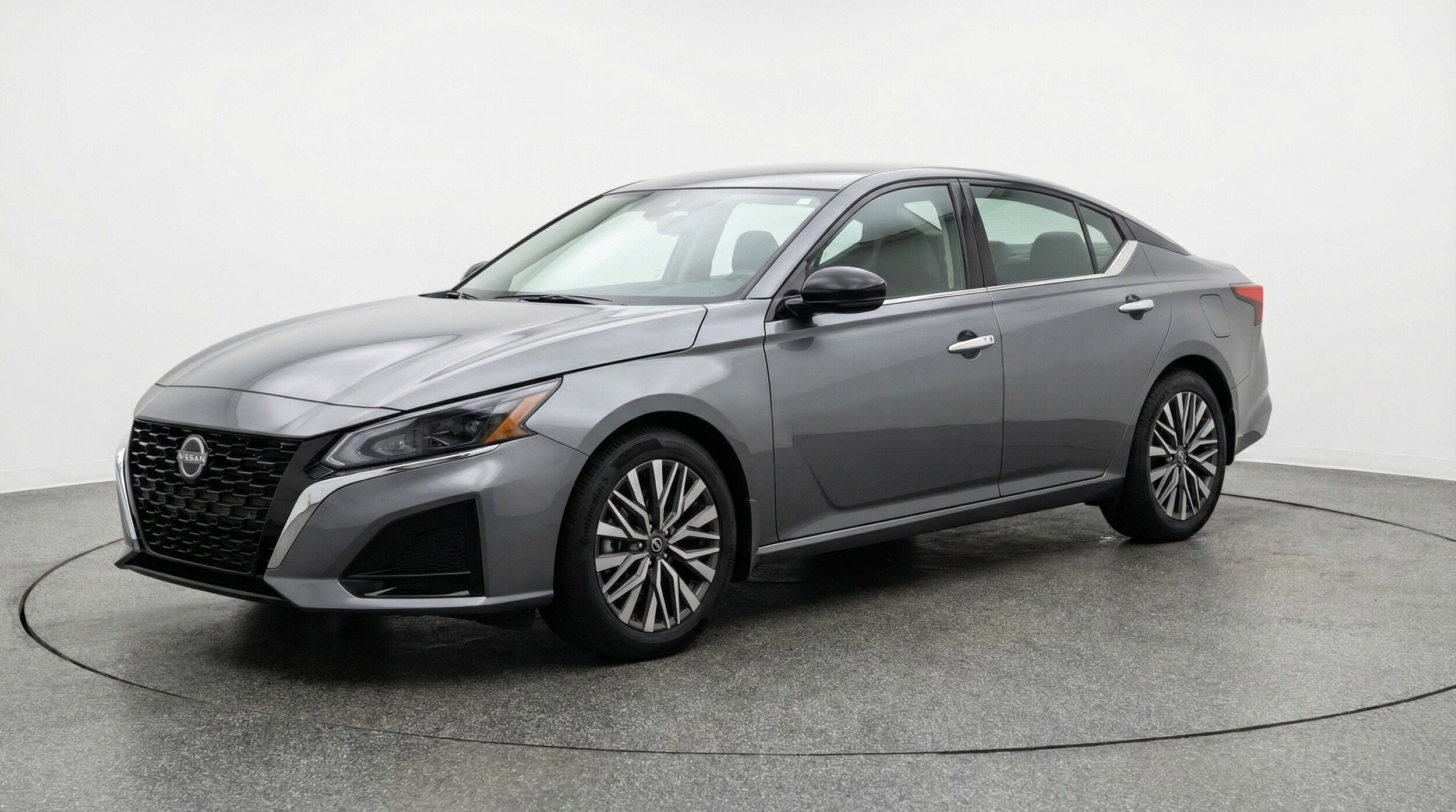 Thumbnail: 2025 Nissan Altima - 3