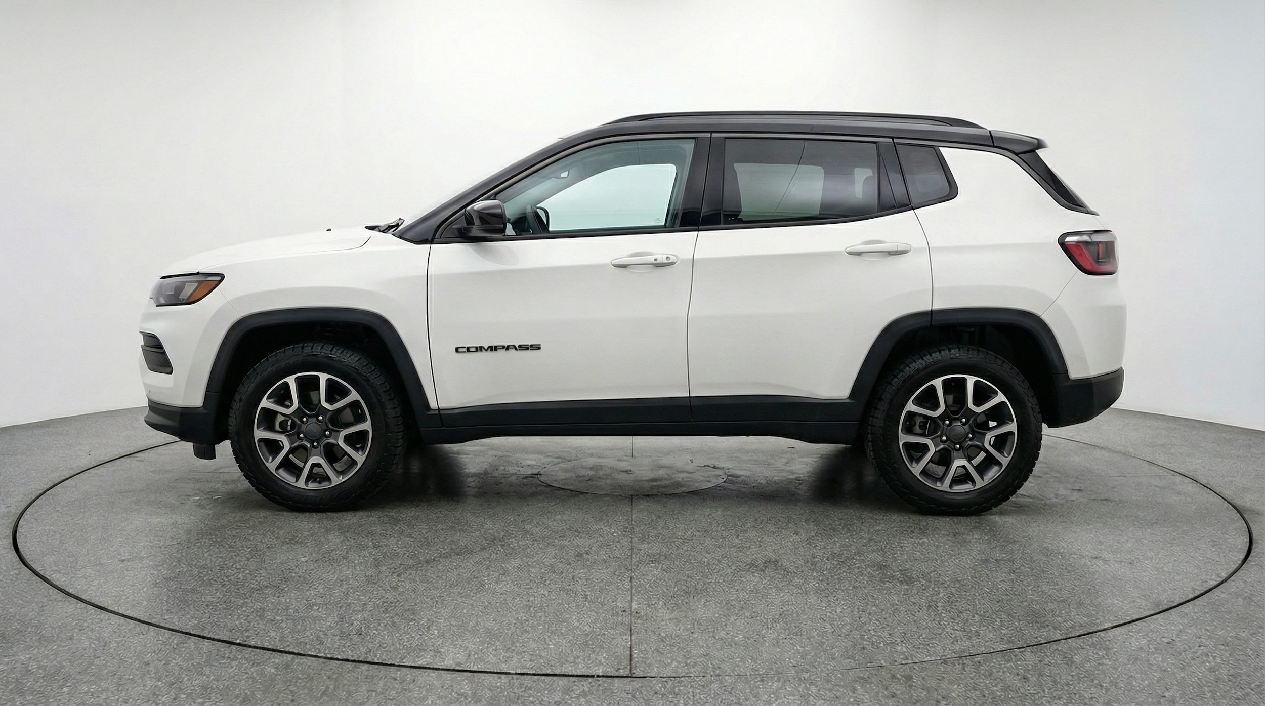 Thumbnail: 2025 Jeep Compass - 4