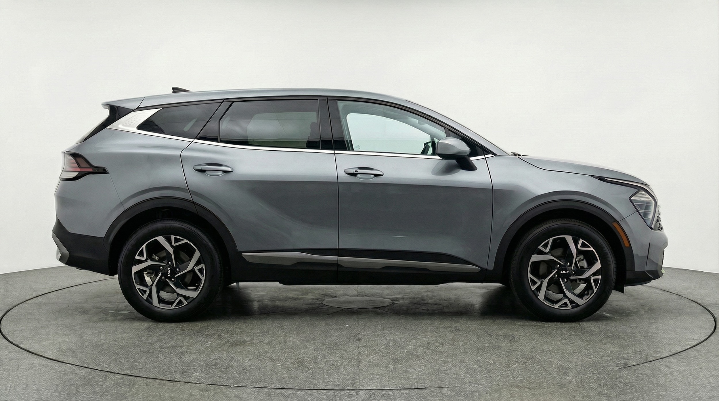 Thumbnail: 2025 Kia Sportage - 8