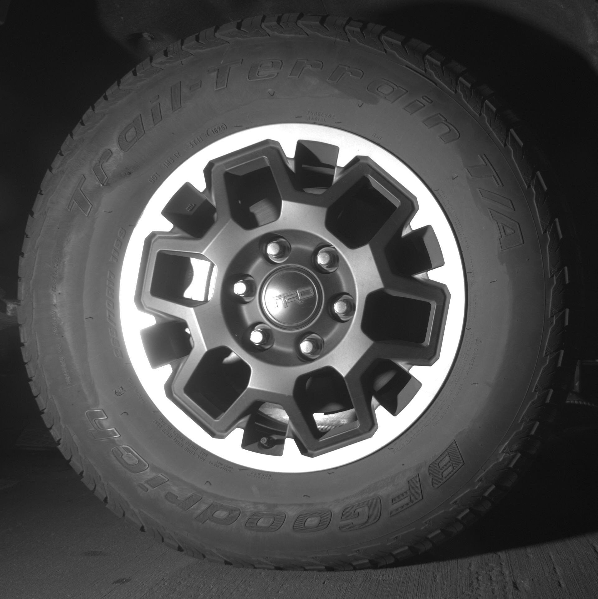 Thumbnail: 2025 Toyota Tacoma - 13