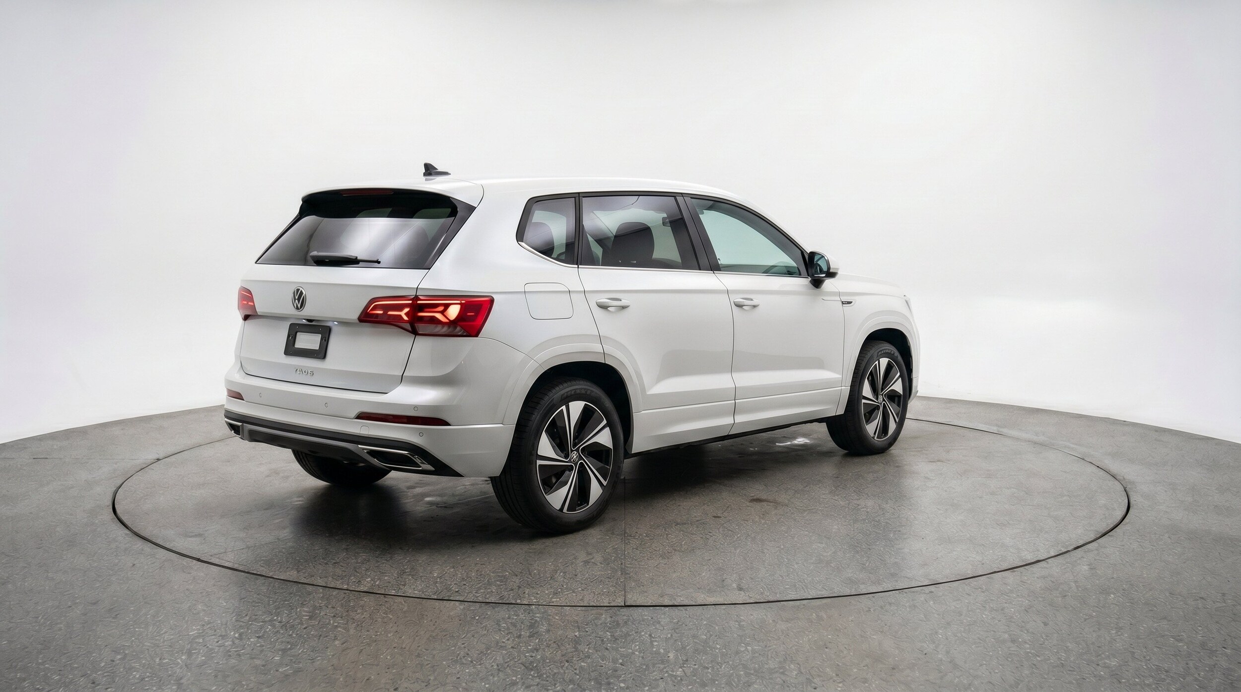 Thumbnail: 2025 Volkswagen Taos - 9