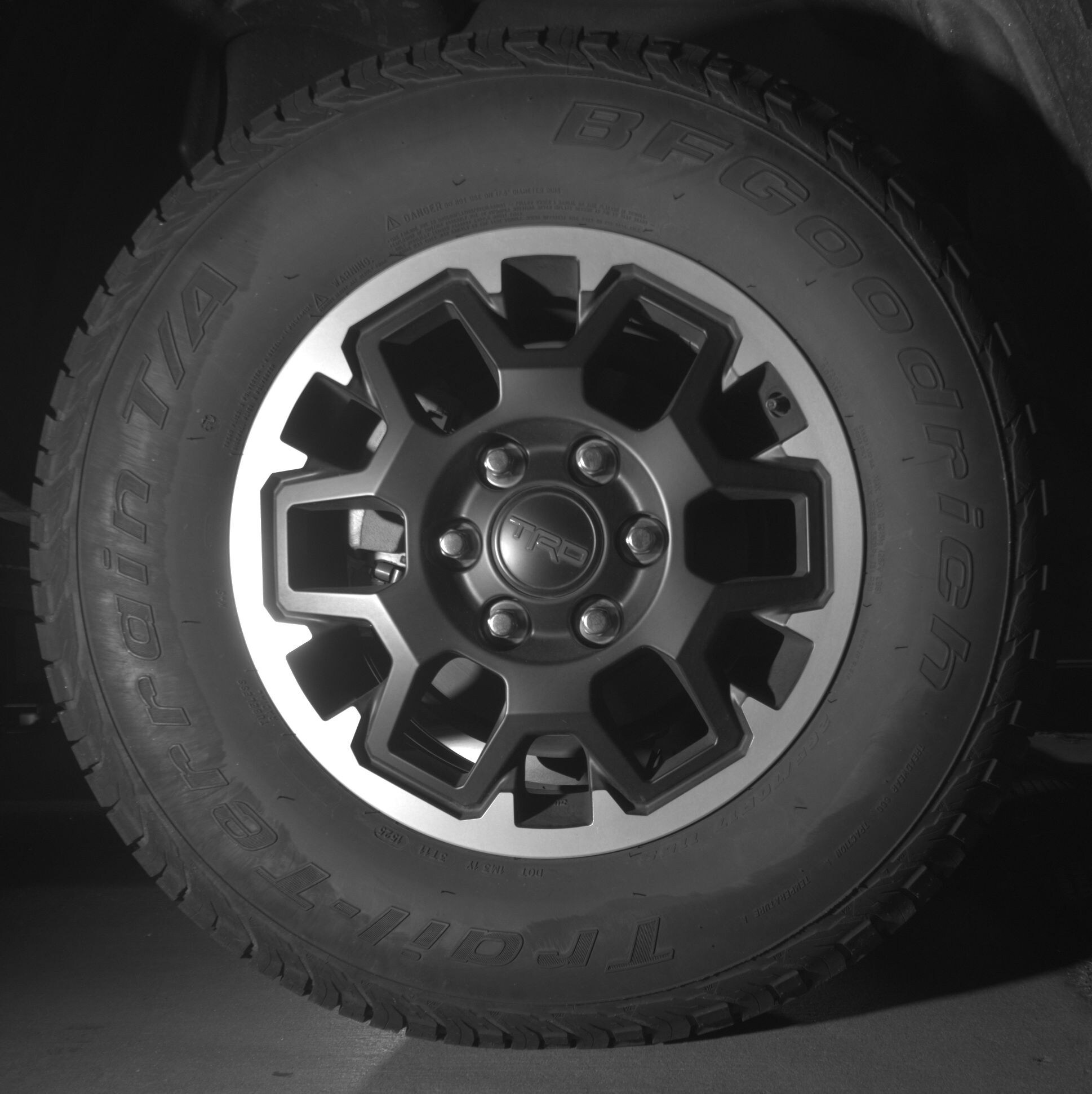 Thumbnail: 2025 Toyota Tacoma - 12