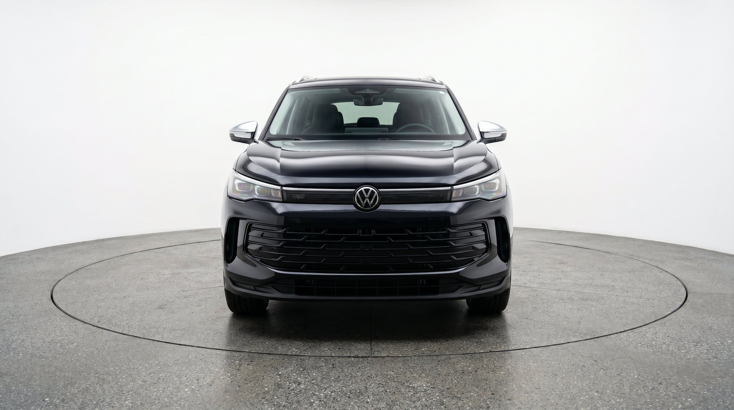 Thumbnail: 2026 Volkswagen Tiguan - 2