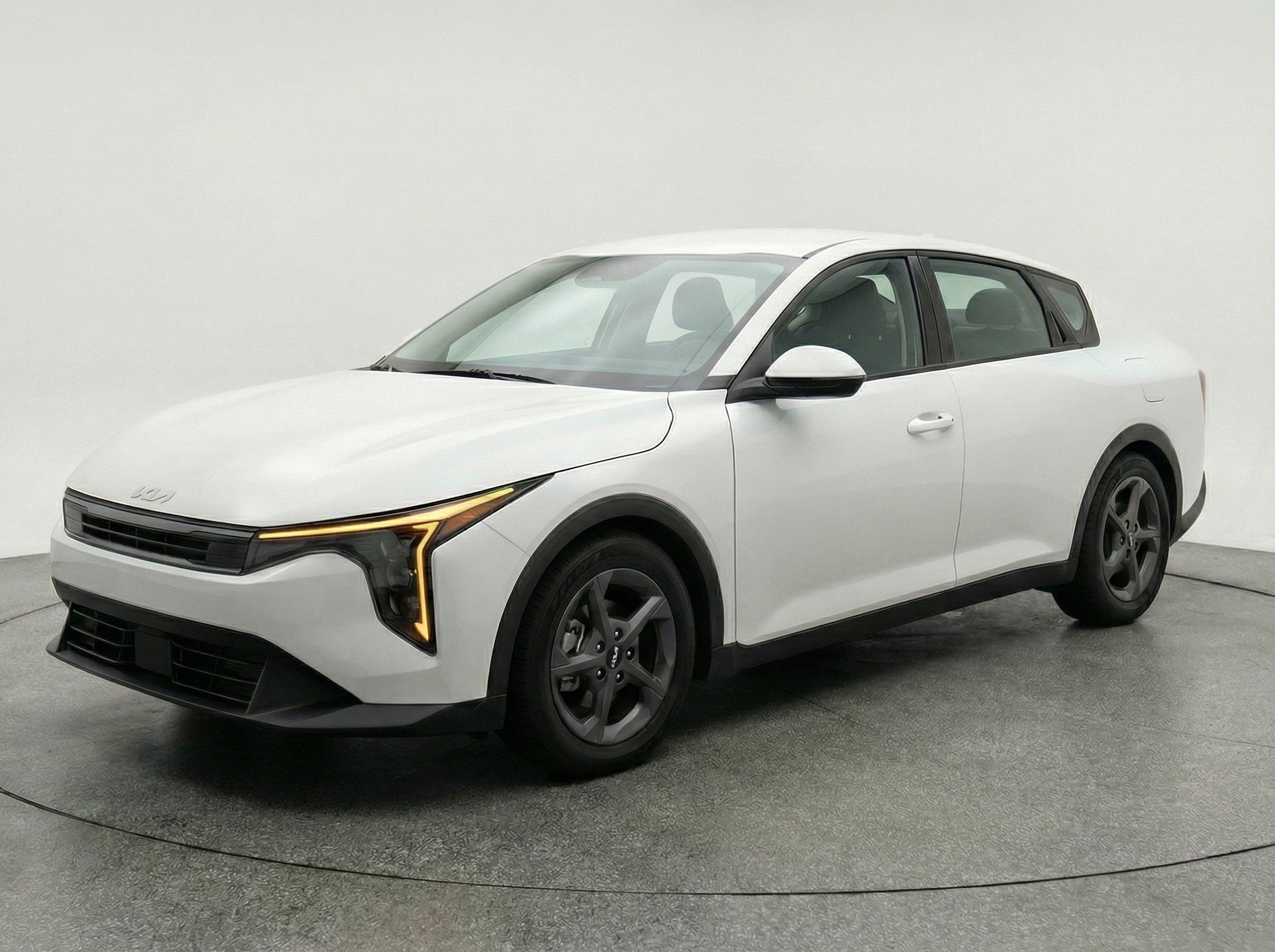 Thumbnail: 2025 Kia K4 - 3