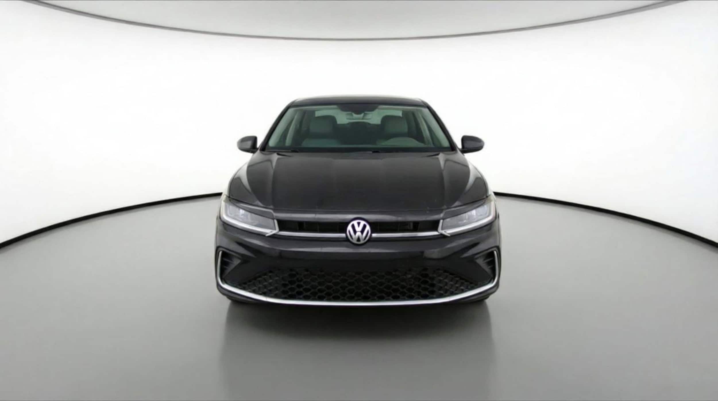Thumbnail: 2025 Volkswagen Jetta - 2