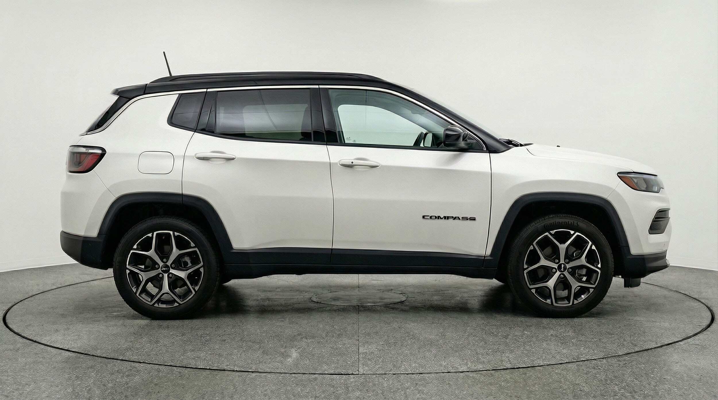 Thumbnail: 2025 Jeep Compass - 11
