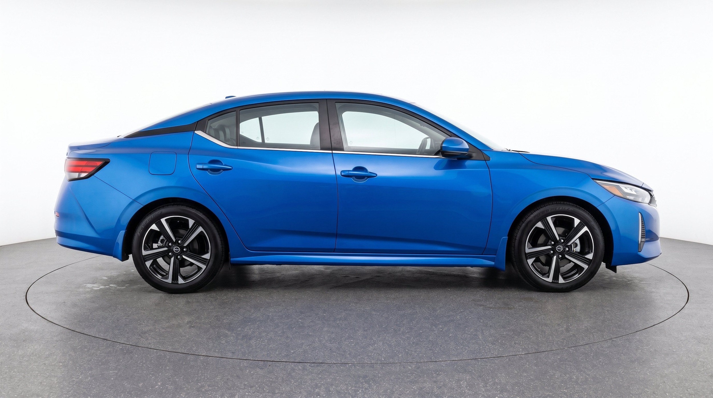 Thumbnail: 2025 Nissan Sentra - 11