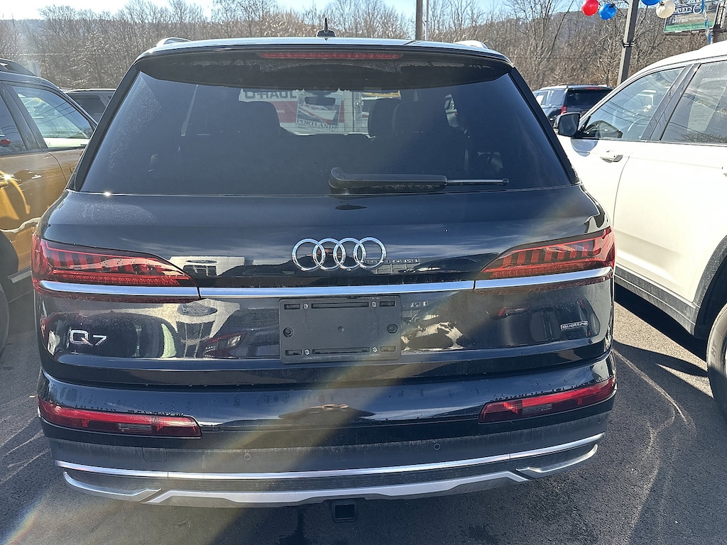 Used 2021 Audi Q7 Premium SUV
