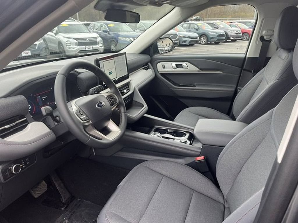 2026 Ford Explorer Active - Photo 12