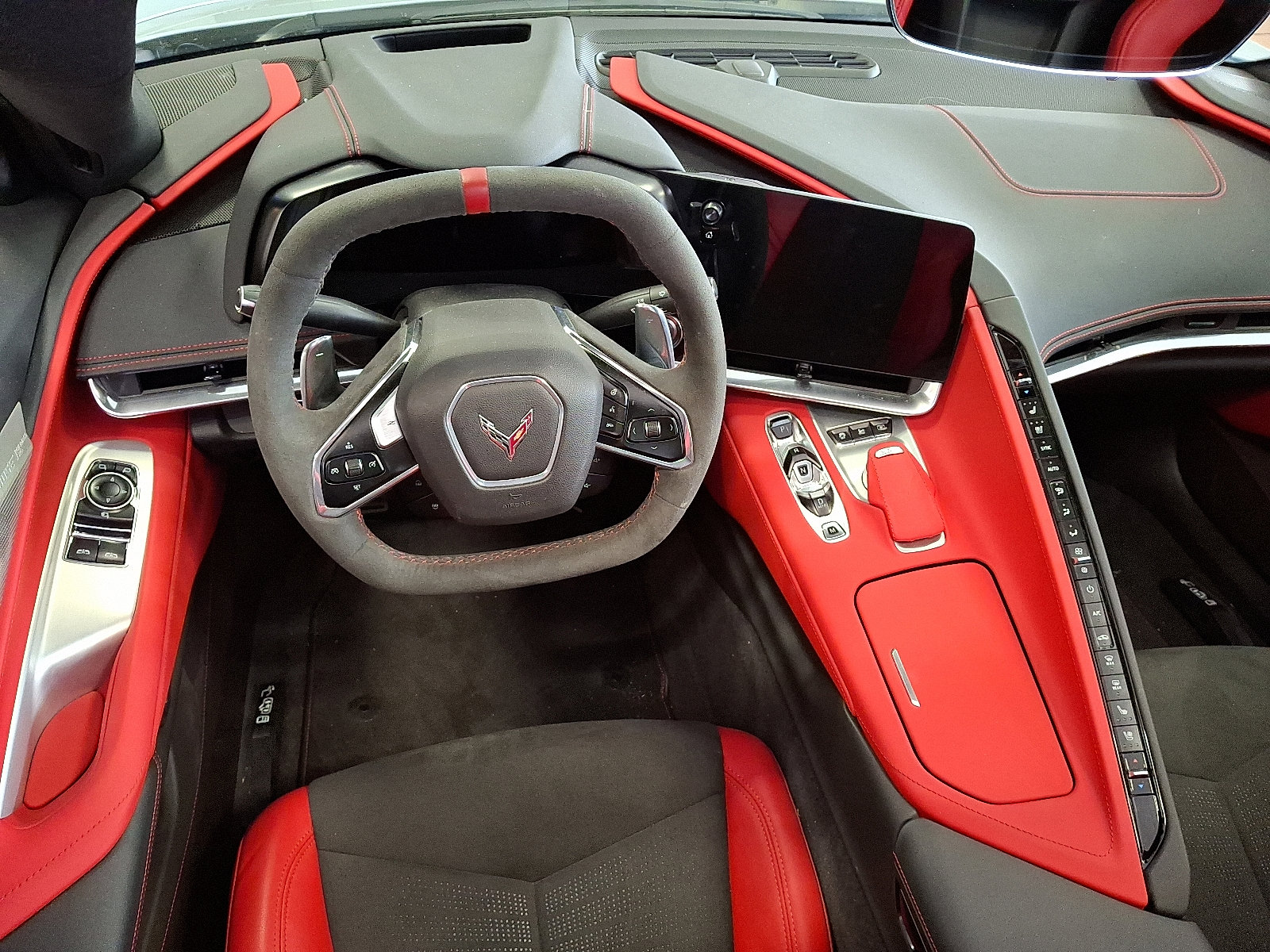 2020 Chevrolet Corvette 2LT - Photo 14
