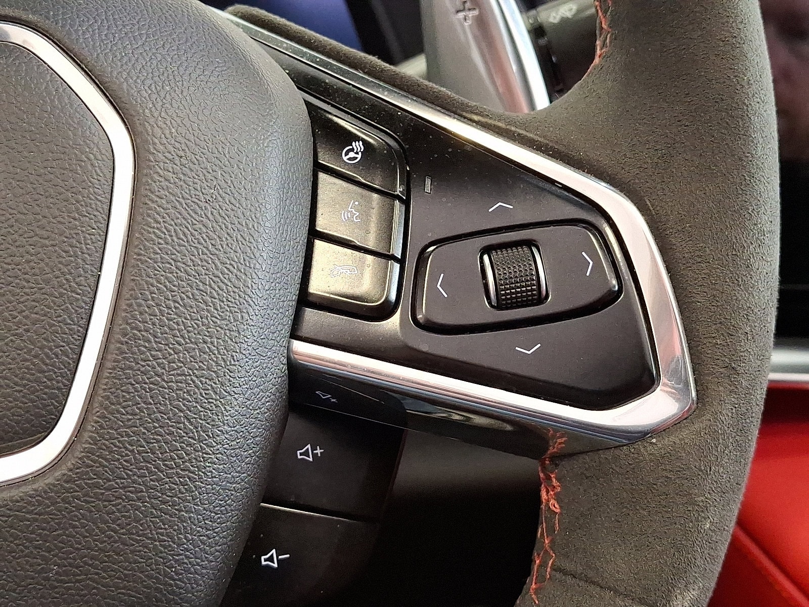 2020 Chevrolet Corvette 2LT - Photo 24