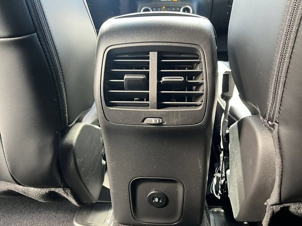 2026 Ford Escape Hybrid ST-Line Select - Photo 28