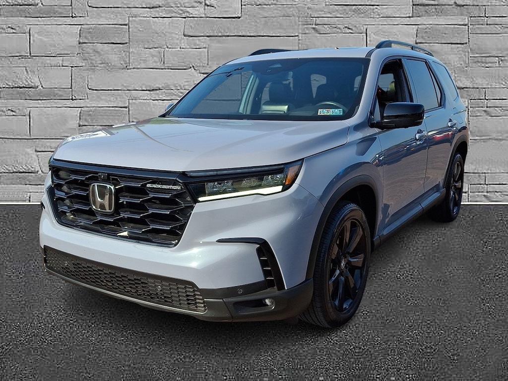 Used 2025 Honda Pilot Black Edition SUV