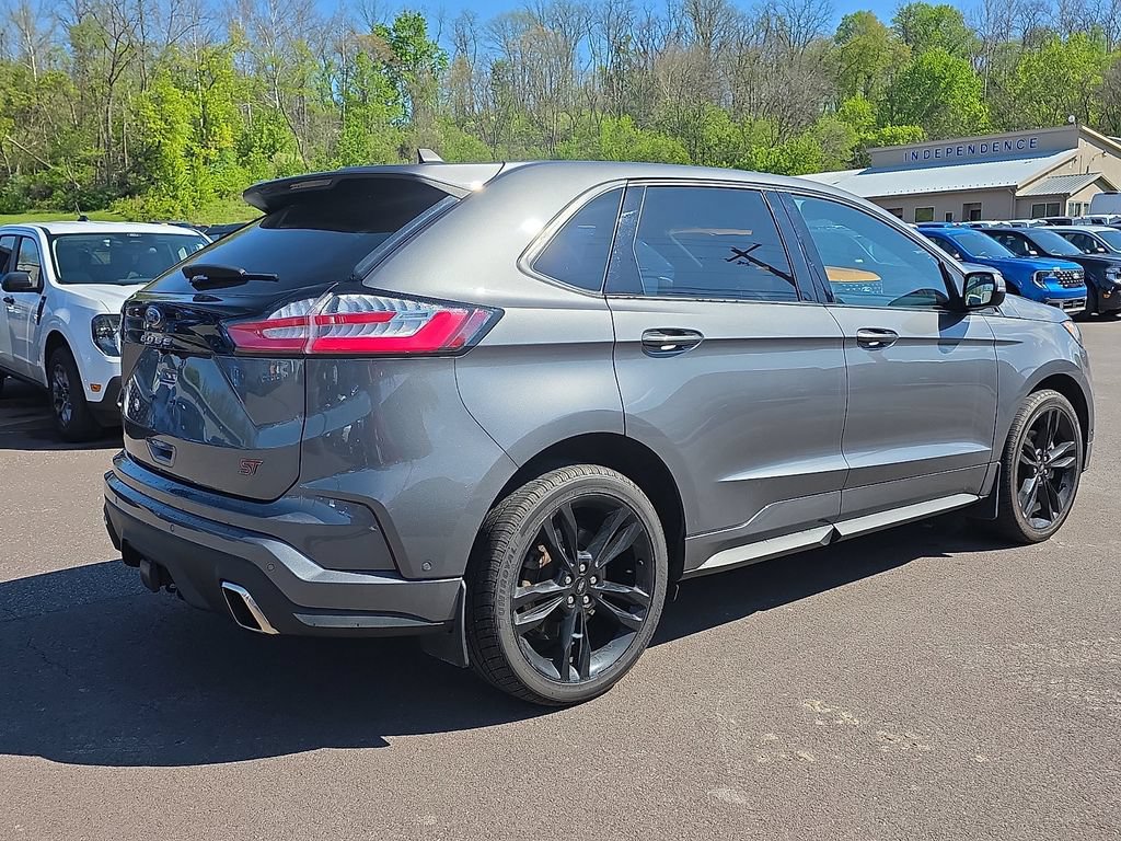 2022 Ford Edge ST - Photo 11