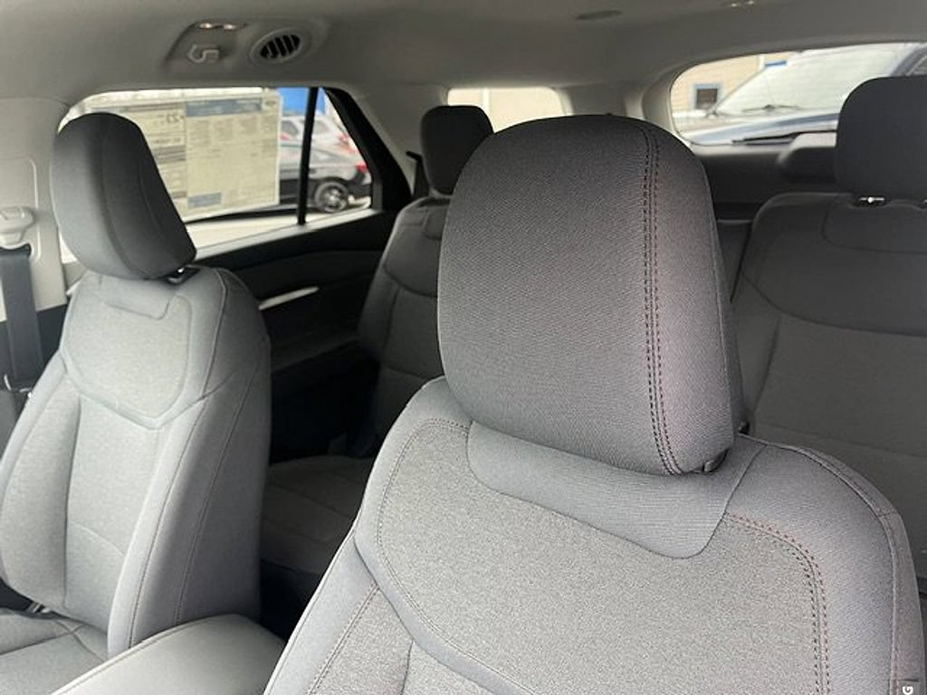 2026 Ford Explorer Active - Photo 13