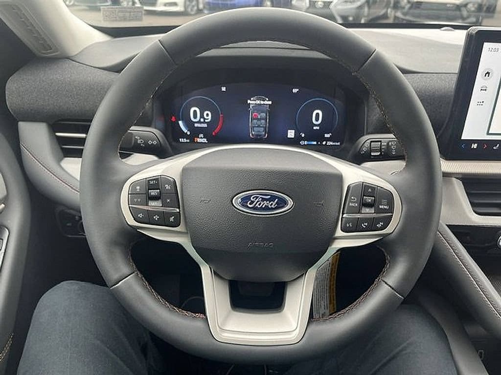2026 Ford Explorer Active - Photo 16