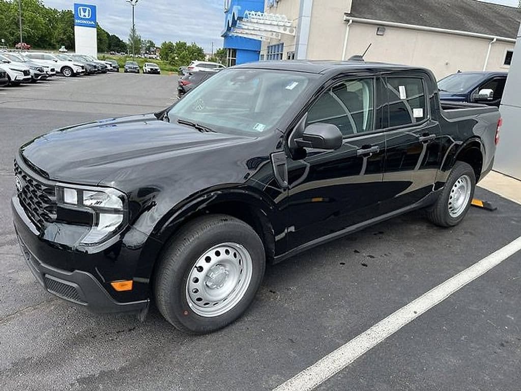 New 2026 Ford Maverick XL Truck