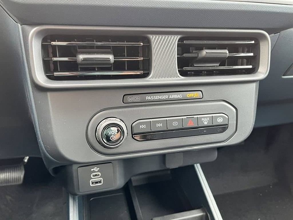 2026 Ford Maverick XL - Photo 22