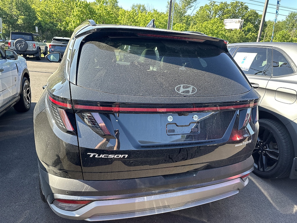 Used 2026 Hyundai Tucson Hybrid Limited SUV