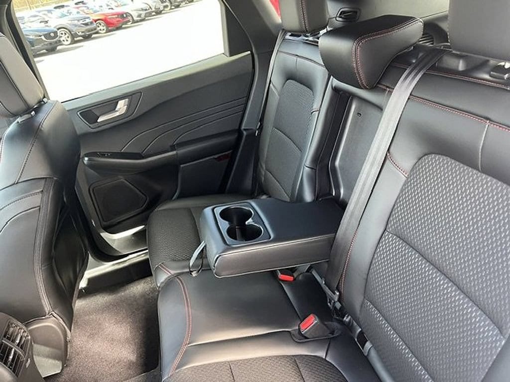 2026 Ford Escape Hybrid ST-Line Select - Photo 27