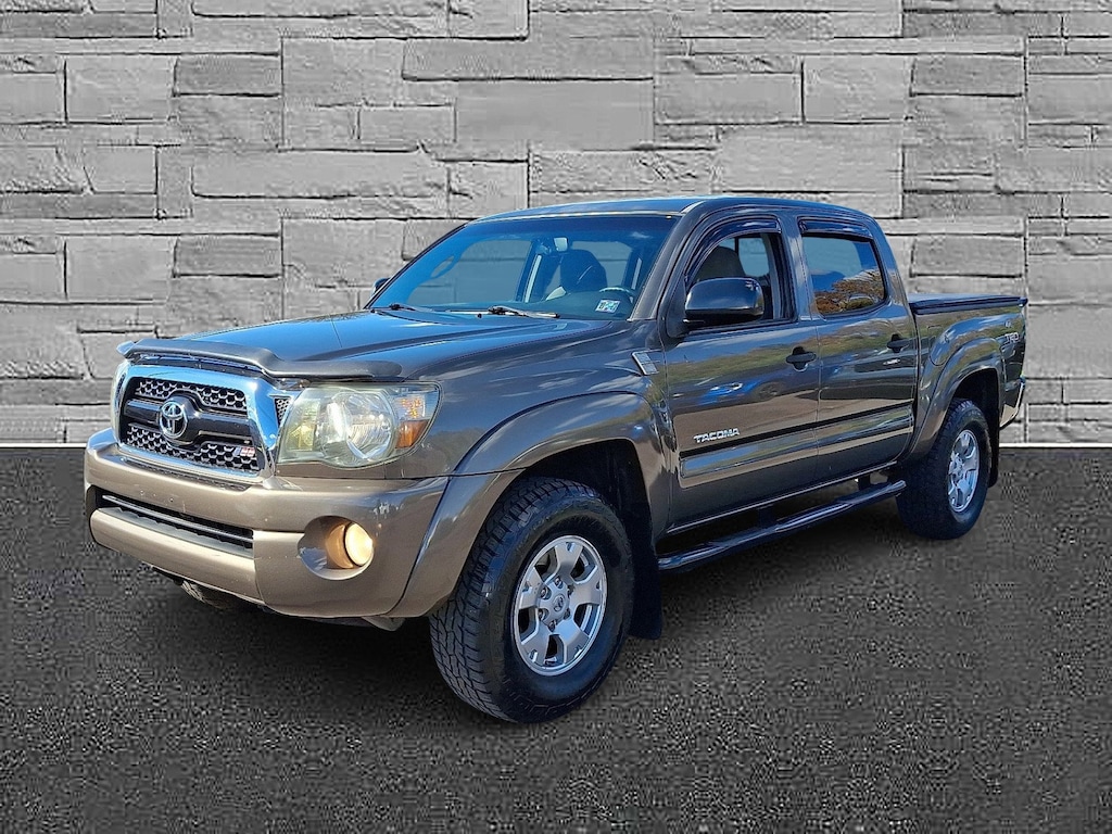 Used 2011 Toyota Tacoma Base V6 Truck Double Cab