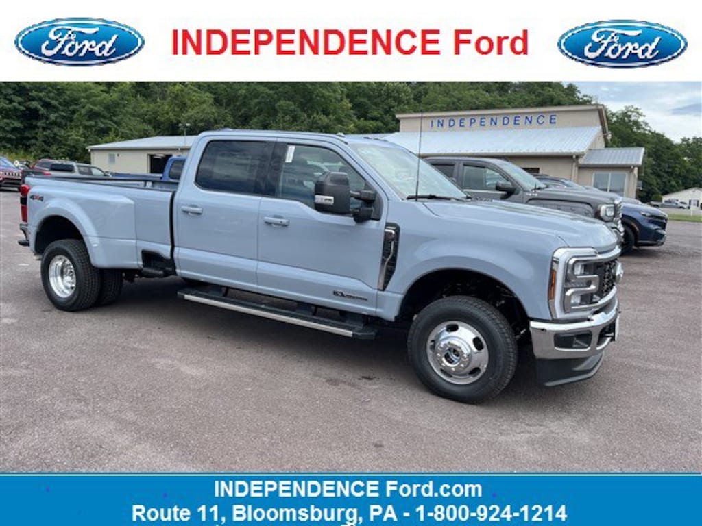 New 2026 Ford Super Duty F-350® Lariat® TRUCK