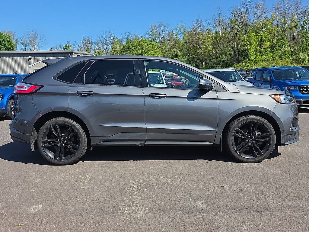 2022 Ford Edge ST - Photo 12