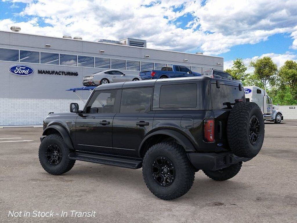 New 2026 Ford Bronco Outer Banks SUV