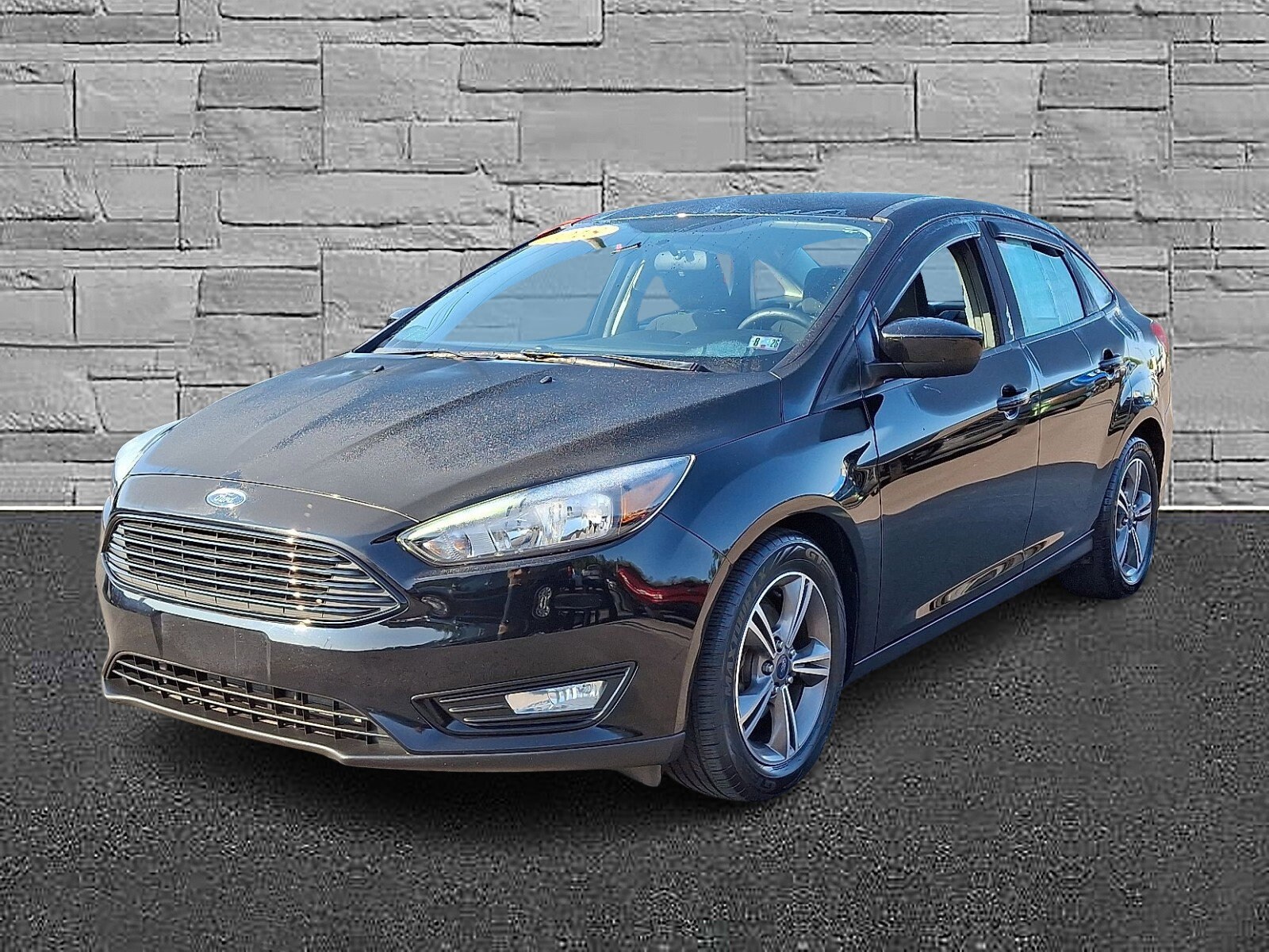 2018 Ford Focus Sedan photo 4