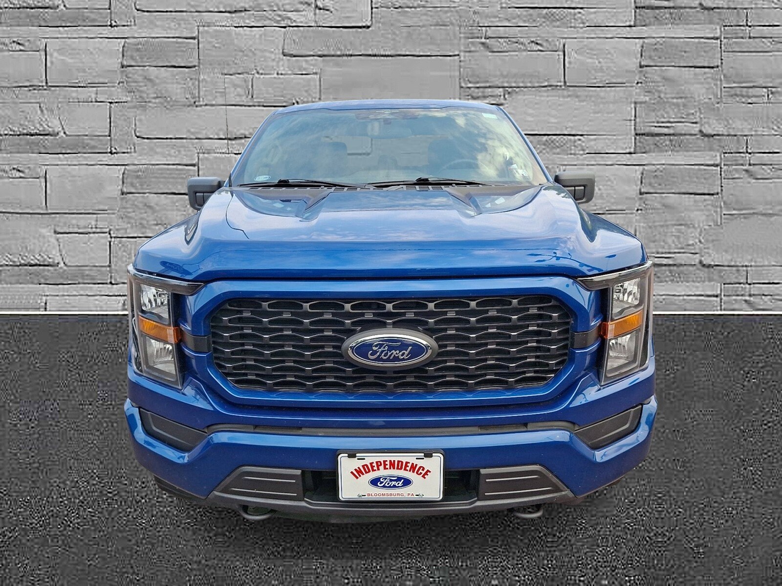 2023 Ford F-150 XL photo 3