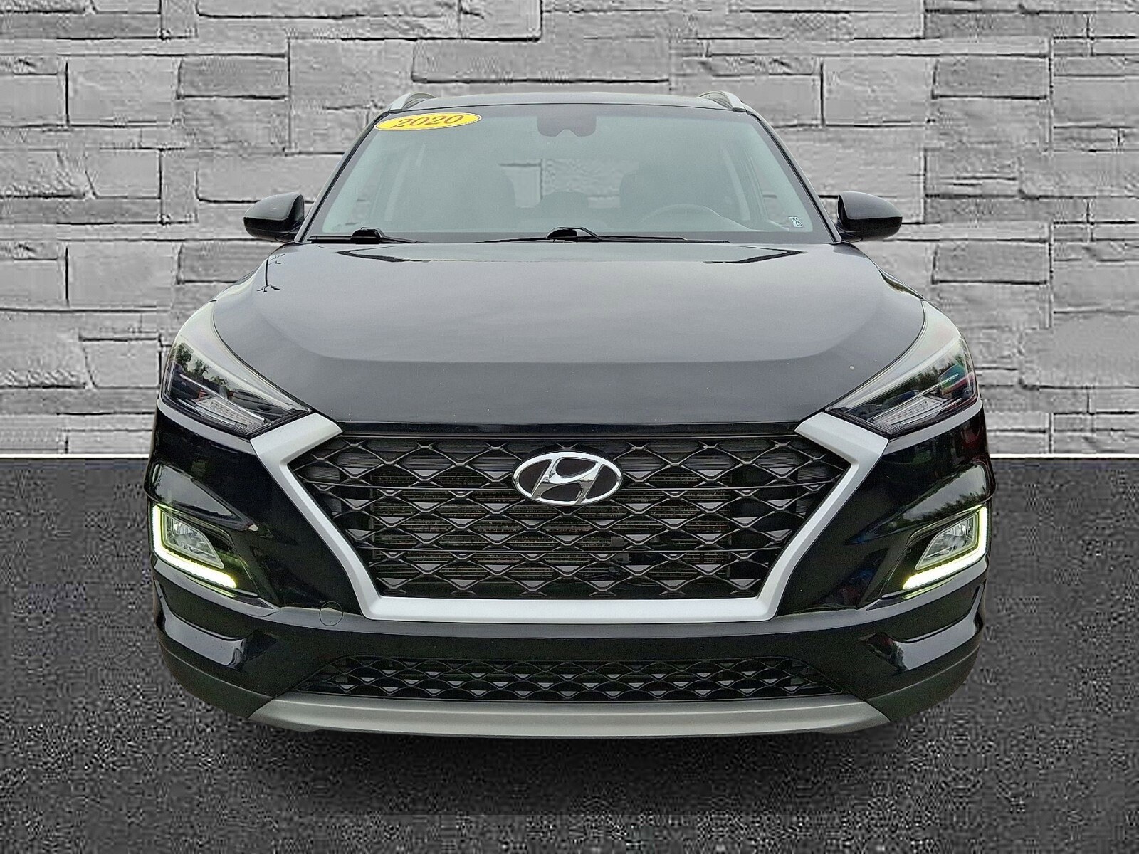 2020 Hyundai Tucson Sport photo 2