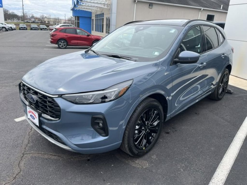 New 2026 Ford Escape ST-Line Elite SUV