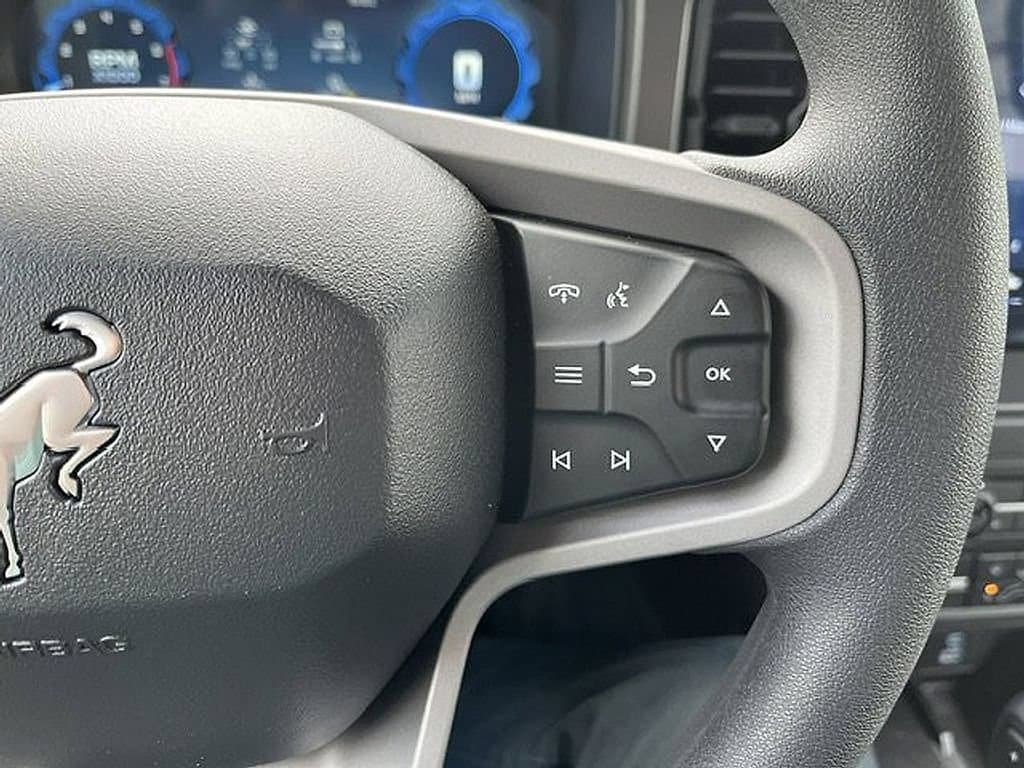 2025 Ford Bronco 4-Door Base - Photo 16