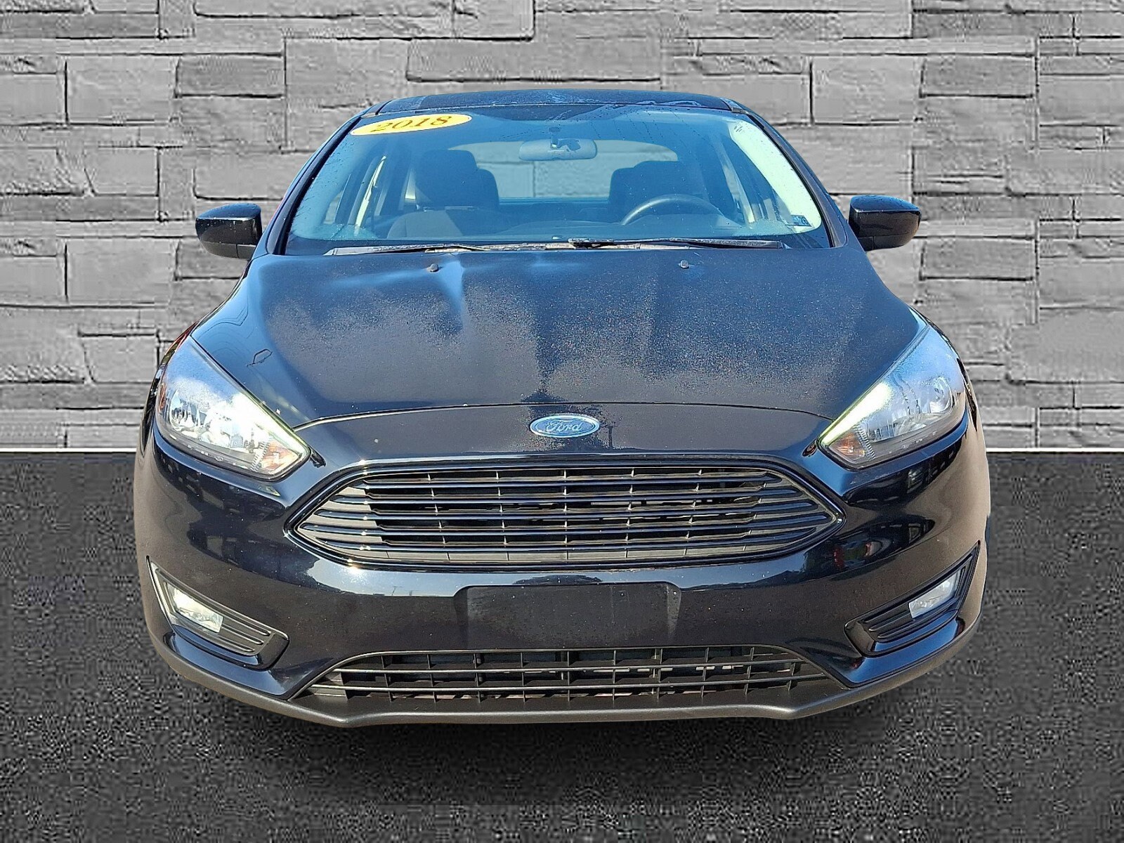 2018 Ford Focus Sedan photo 3