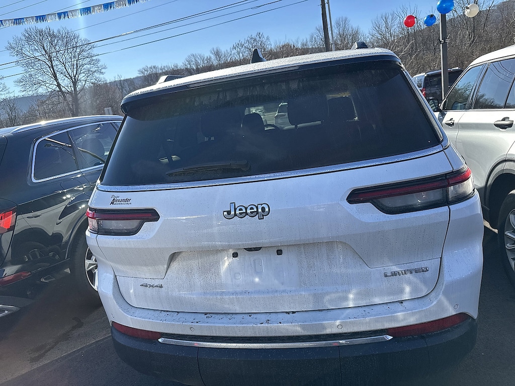 Used 2023 Jeep Grand Cherokee Limited SUV