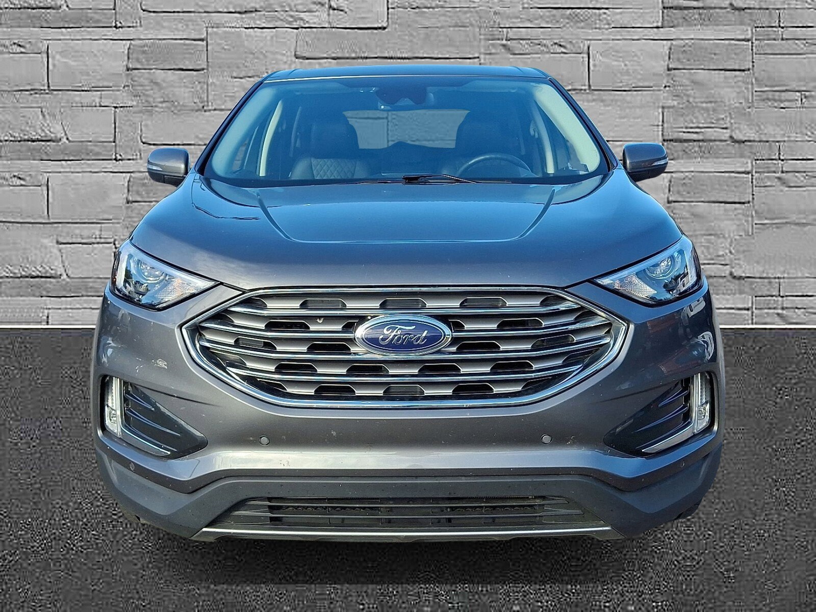 2024 Ford Edge Titanium photo 3