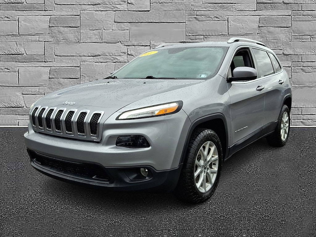 Certified 2017 Jeep Cherokee Latitude SUV