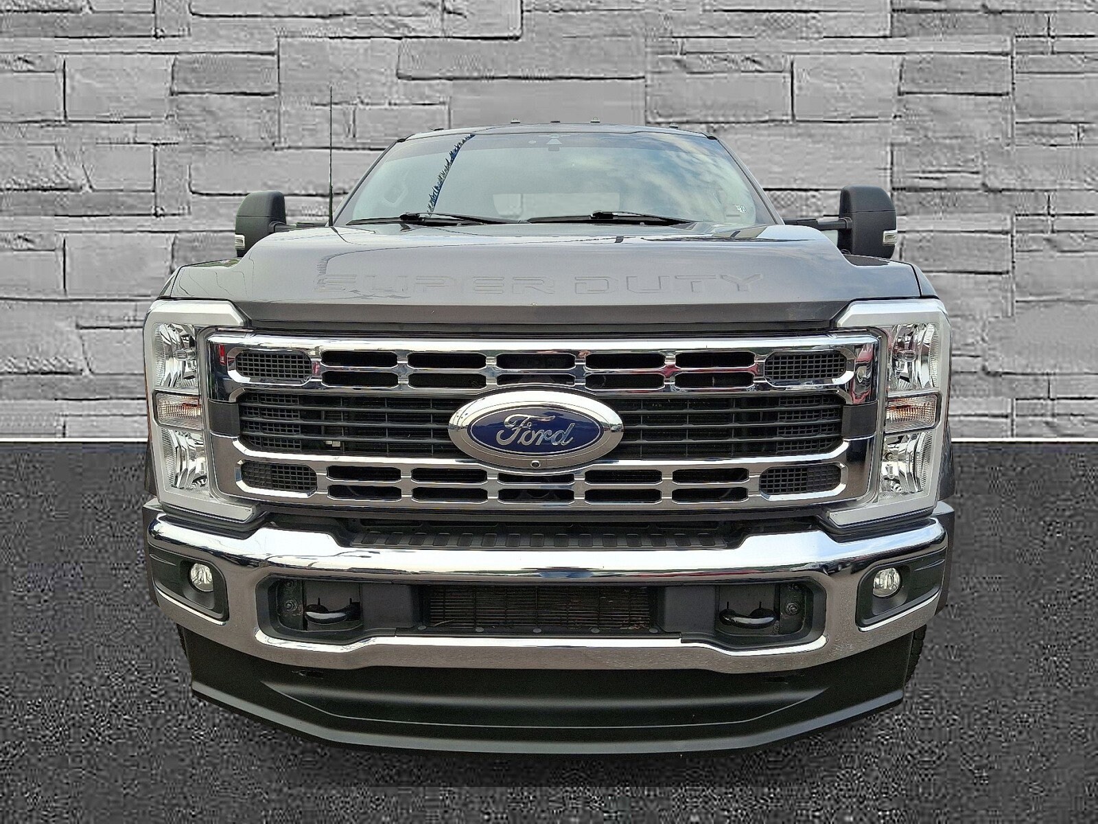 2023 Ford F-450 XLT photo 3