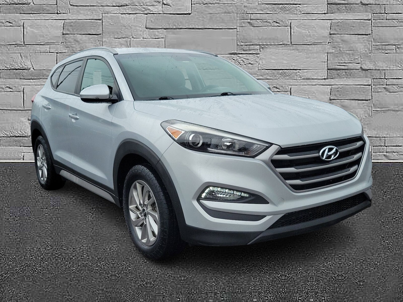 Used 2017 Hyundai Tucson SE Plus with VIN KM8J3CA43HU507053 for sale in Bloomsburg, PA