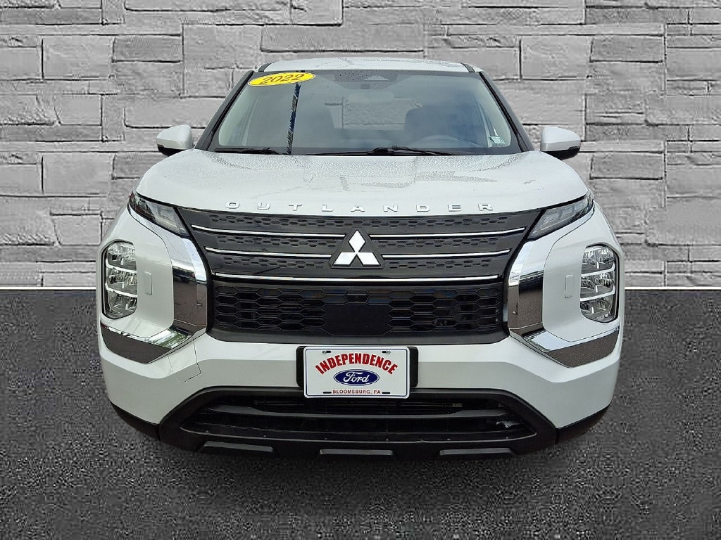 Used 2022 Mitsubishi Outlander ES SUV