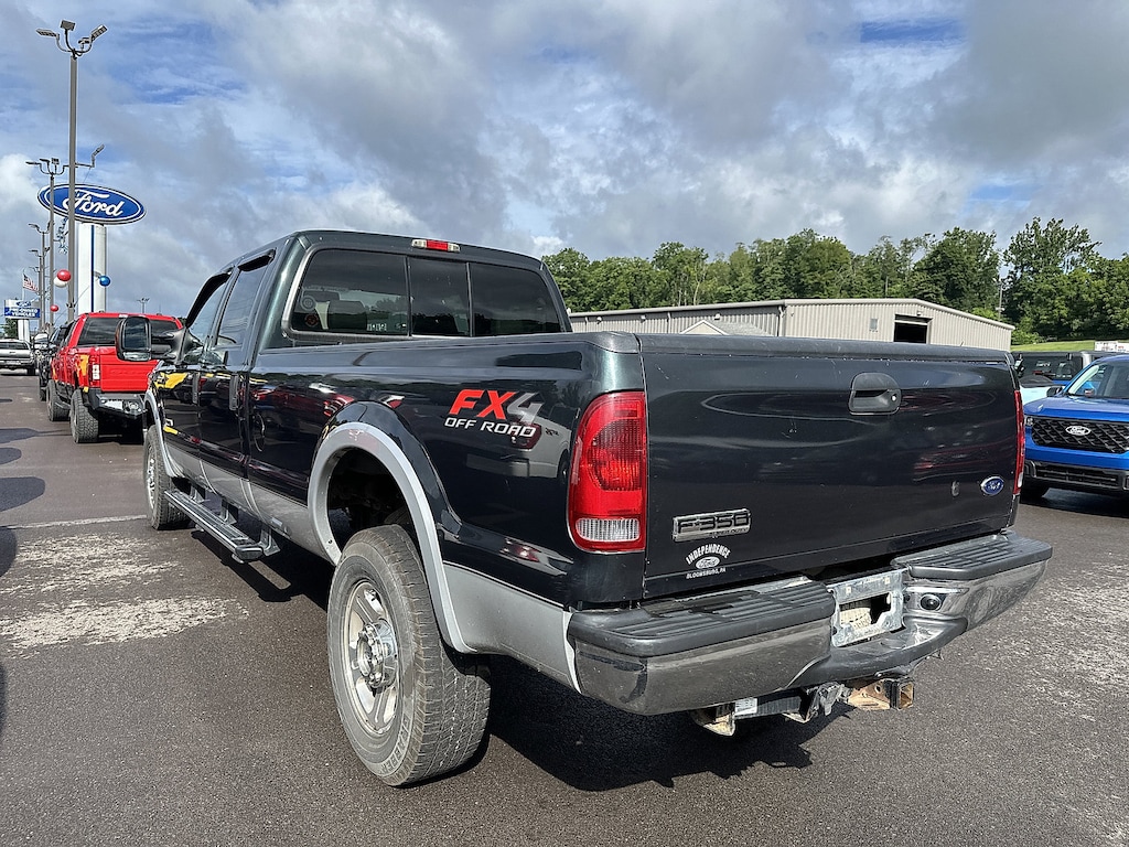 Used 2006 Ford F-350 Lariat Truck Crew Cab