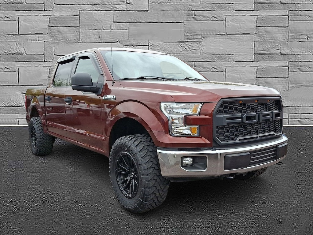 Used 2017 Ford F-150 XLT Truck SuperCrew Cab